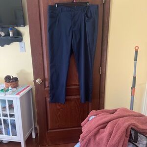 2 pair Men's golf Pants Tommy Bahama/ Walter Hagen 42x32